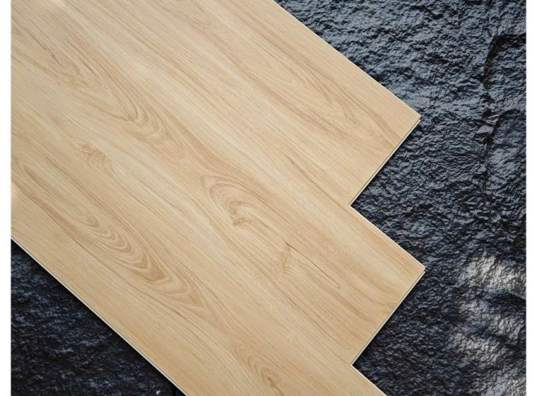 Sàn nhựa hèm khóa 5mm